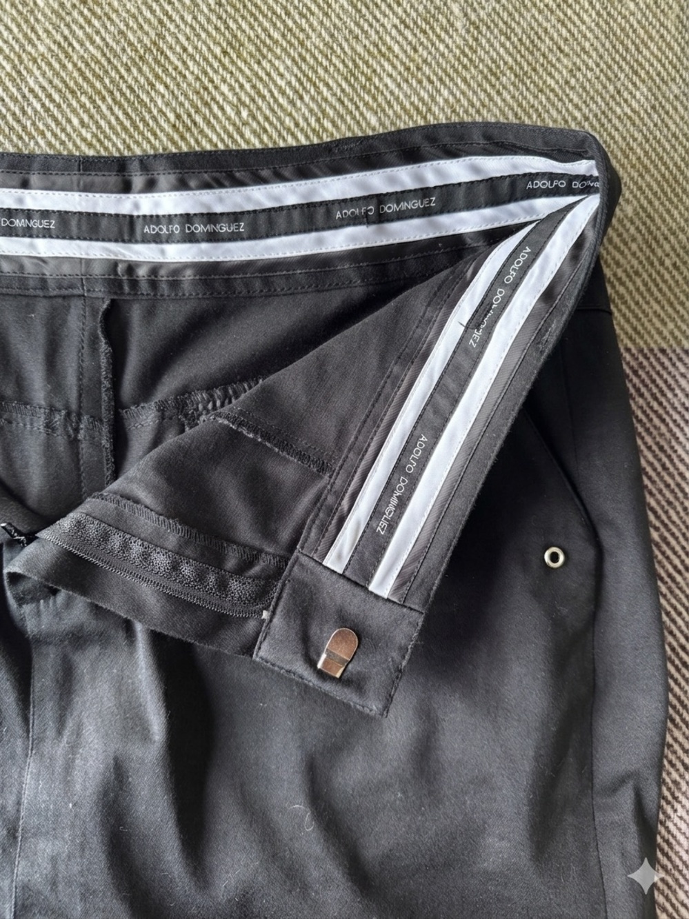 Adolfo Domínguez pencil skirt - Picture 4 of 4